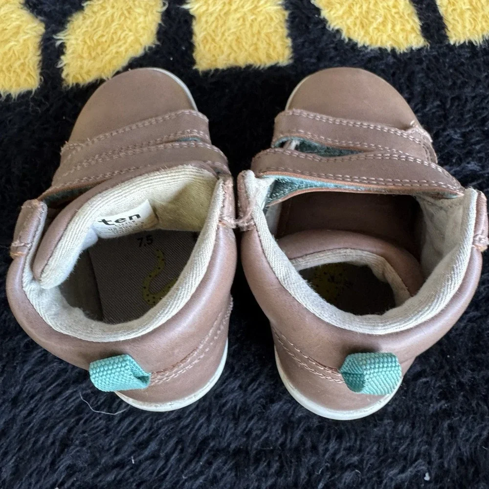 Size 7.5c - Ten Little Original Everyday Sneakers Toddler Brown